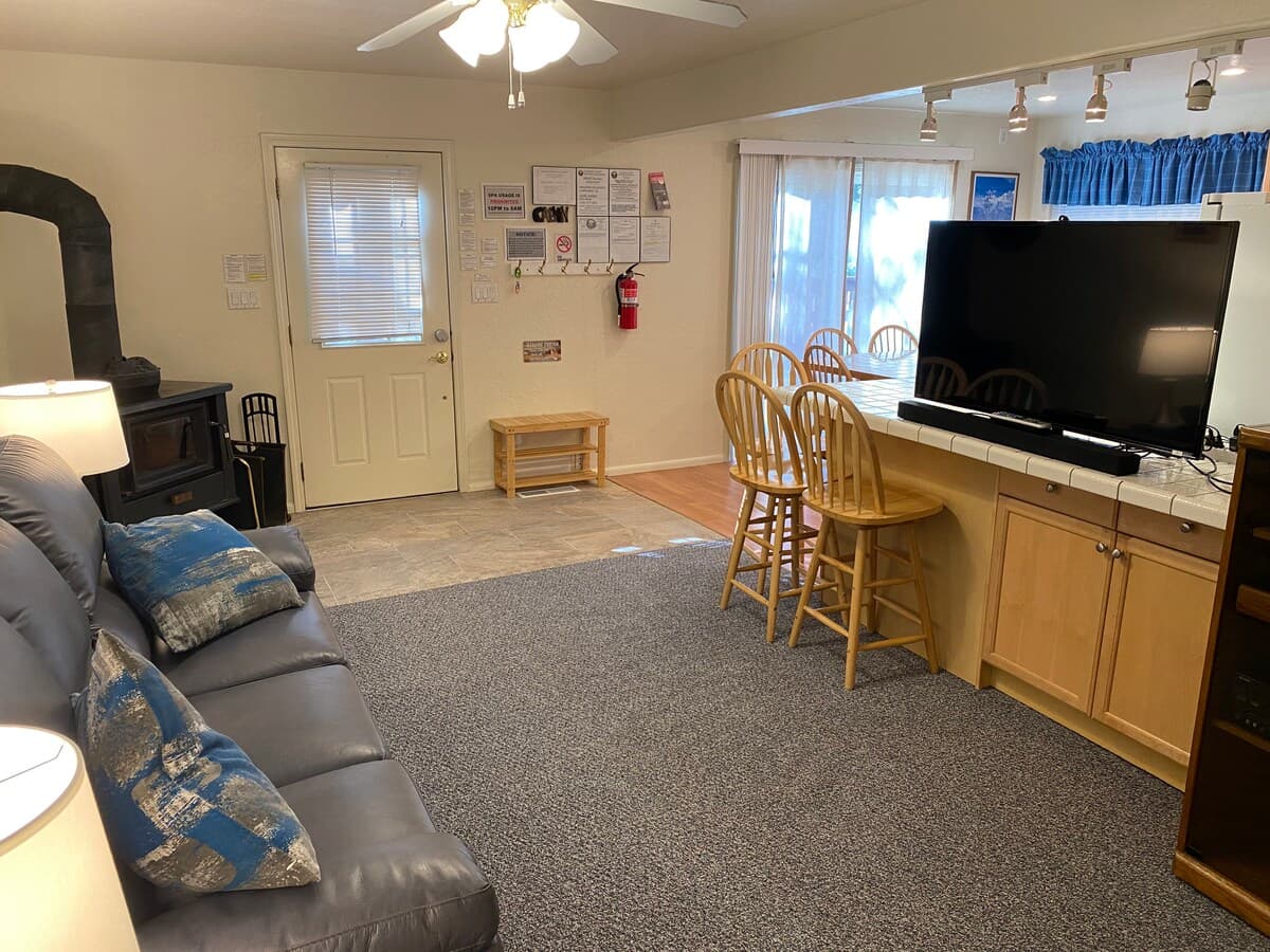 Woodsy Tahoe Retreat on Quiet Cul de Sac - Photo 2