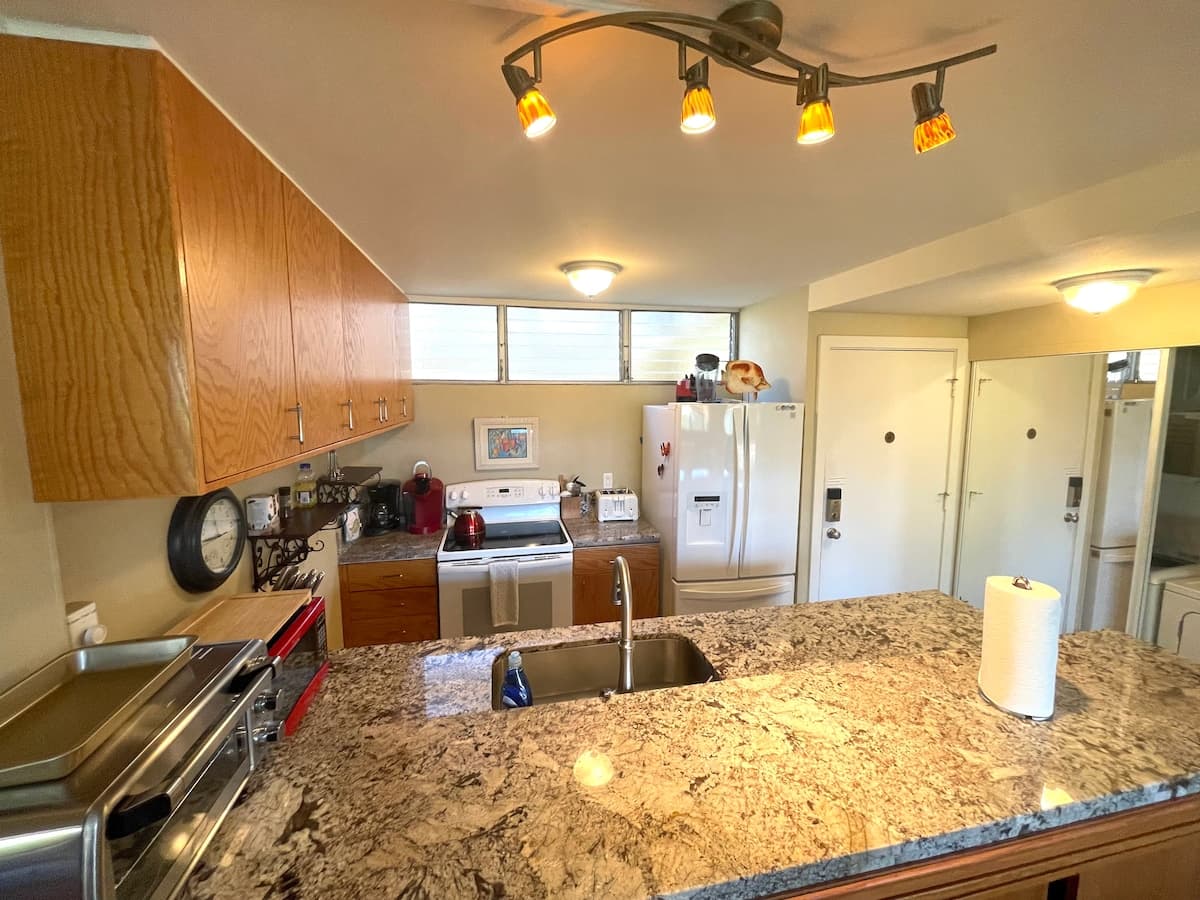 Condo in Kihei · ★4.9 · 2 bedrooms · 4 beds · 2 baths - Photo 3