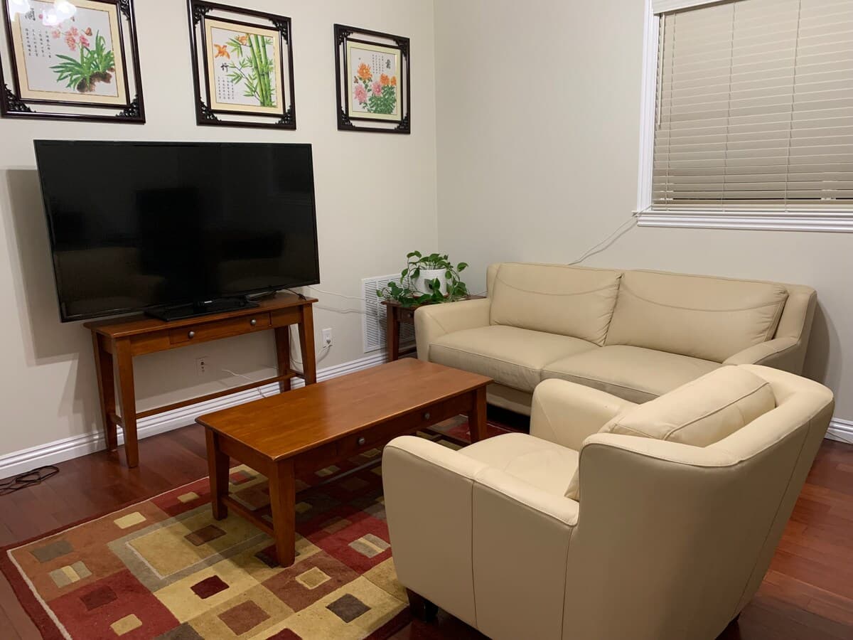 Newly constructed nice Palo Alto guest unit - Photo 4