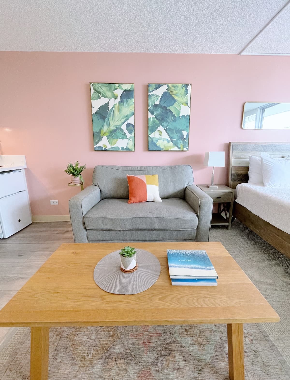Condo in Honolulu · ★4.98 · Studio · 1 bed · 1 private bath - Photo 1