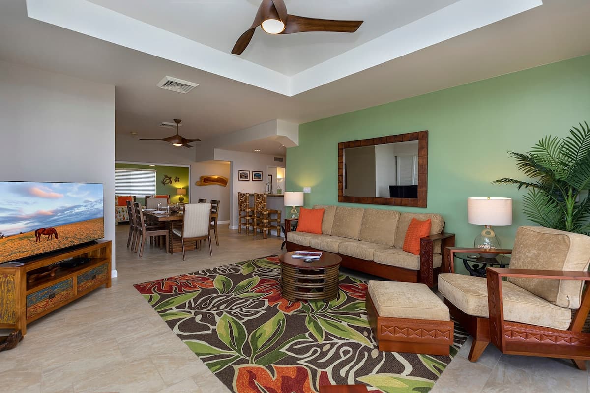 Ocean View Penthouse with huge wrap around lanai. - Photo 1