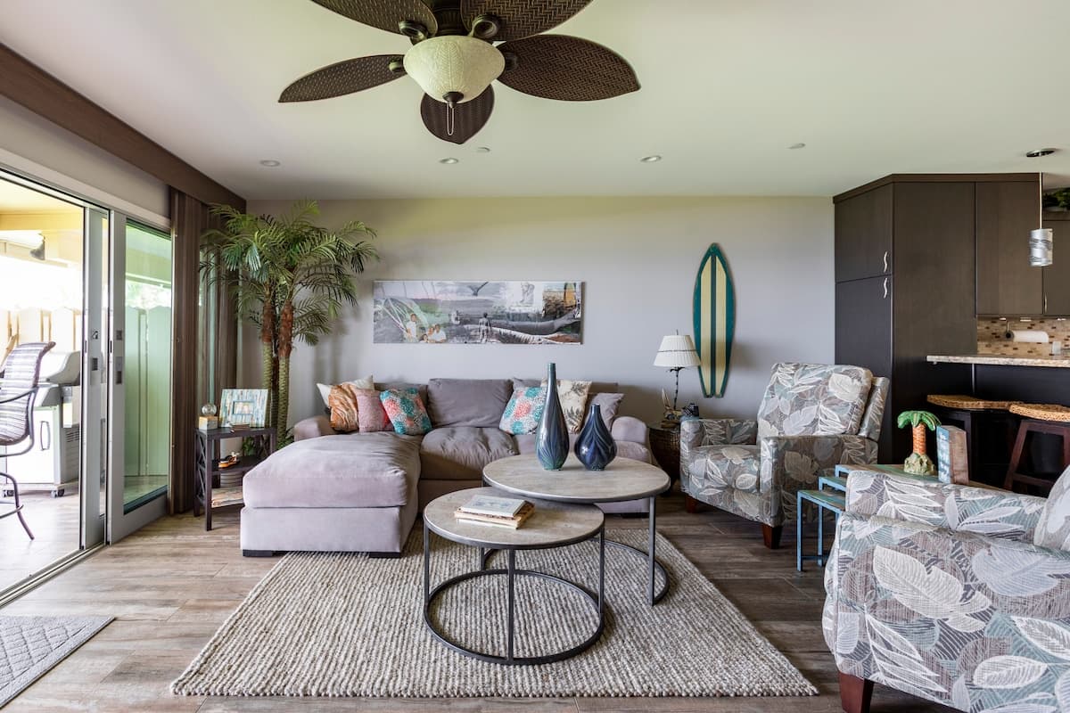 Townhouse in Lahaina · ★4.86 · 2 bedrooms · 2 beds · 2.5 baths - Photo 3