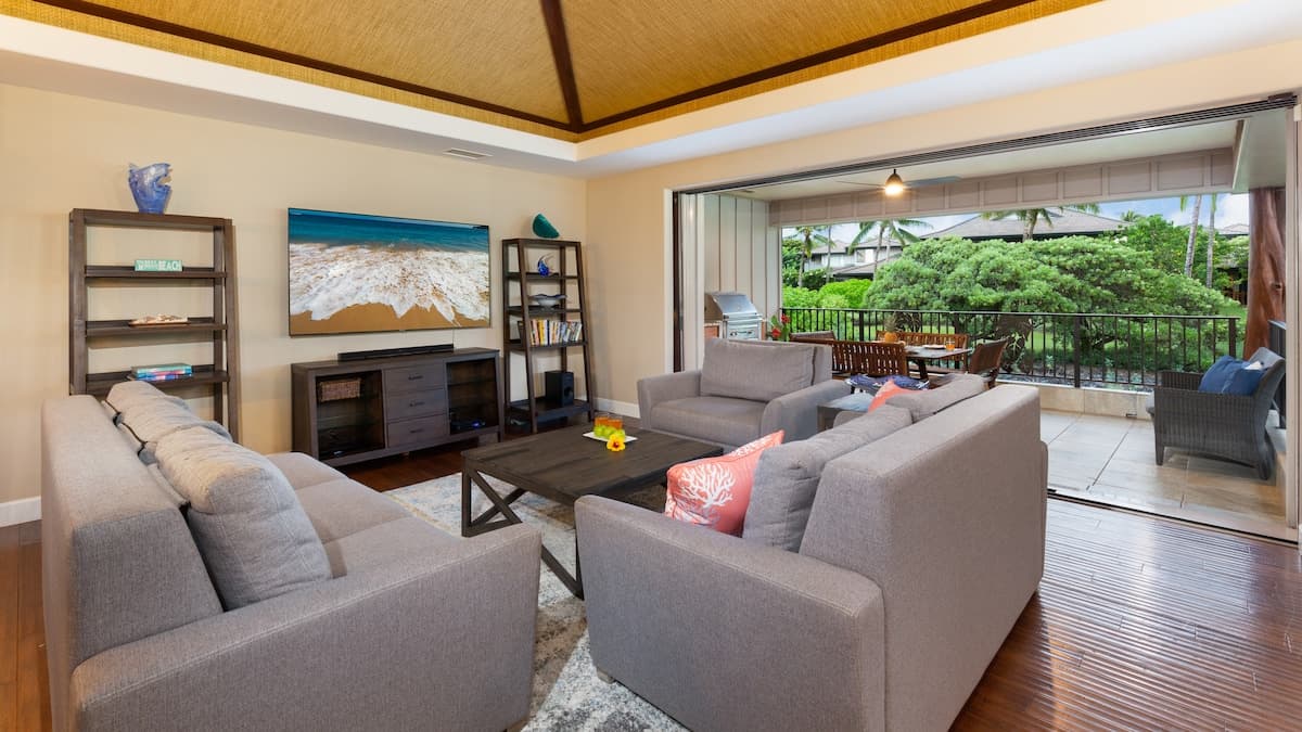 Home in Waimea · ★4.91 · 4 bedrooms · 7 beds · 3.5 baths - Photo 3