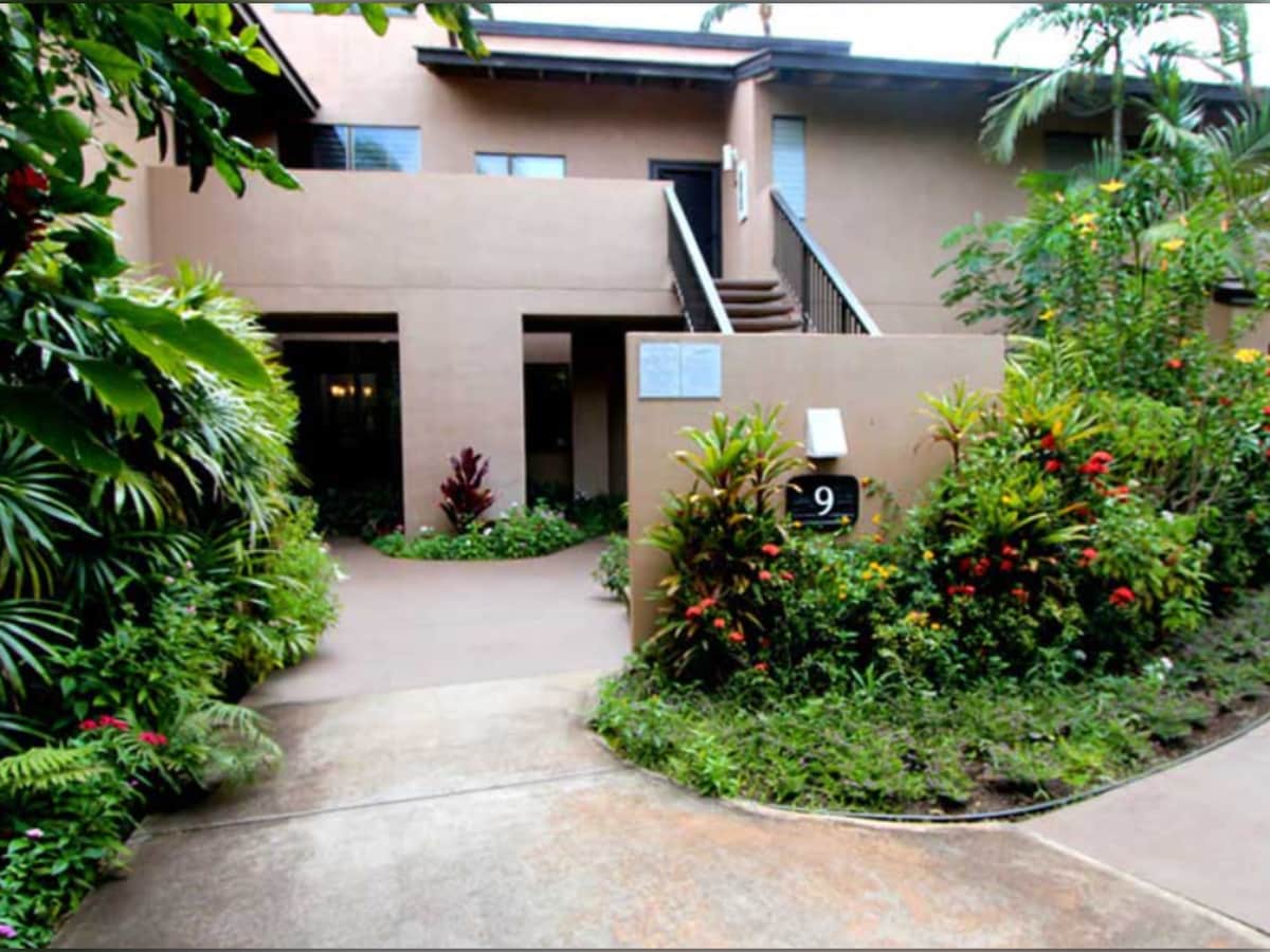 Condo in Kihei · ★4.94 · Studio · 1 bed · 1 bath - Photo 5