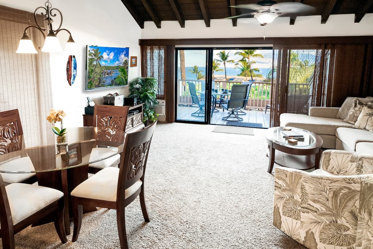 Condo in Kihei · ★4.98 · 2 bedrooms · 4 beds · 2 private baths - Photo 5
