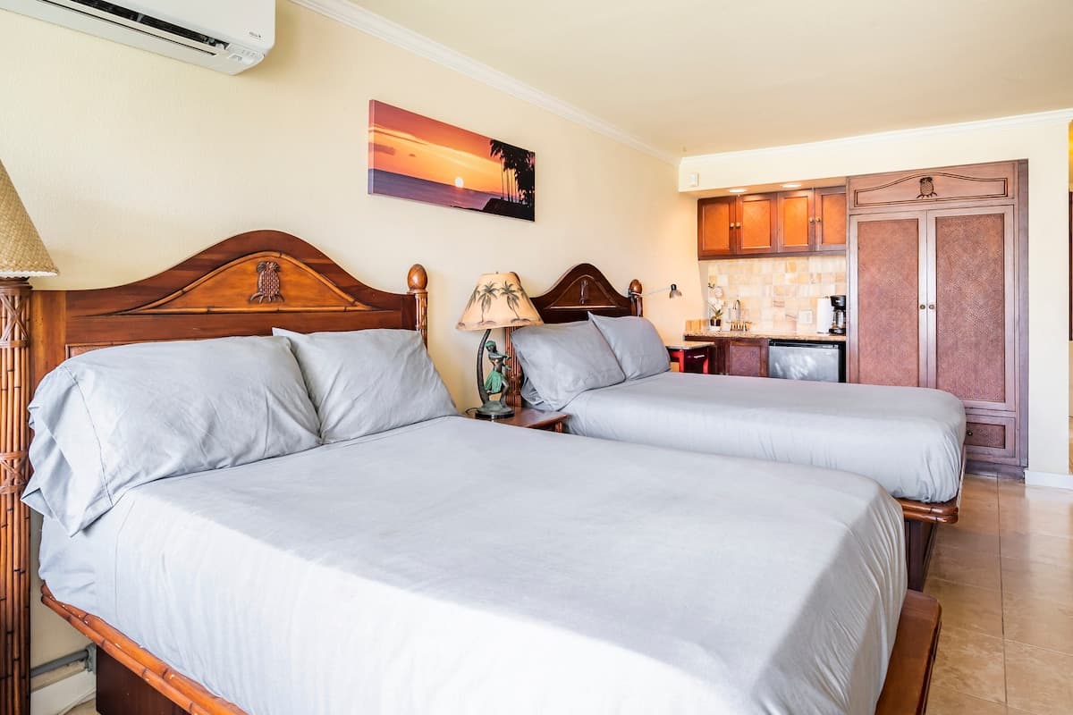 Condo in Kapaa · ★4.7 · Studio · 2 beds · 1 private bath - Photo 2