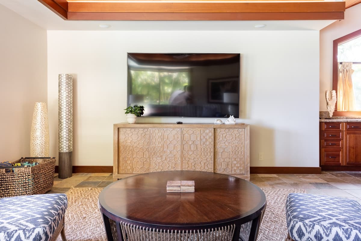Home in Waimea · ★5.0 · 3 bedrooms · 4 beds · 3.5 baths - Photo 2