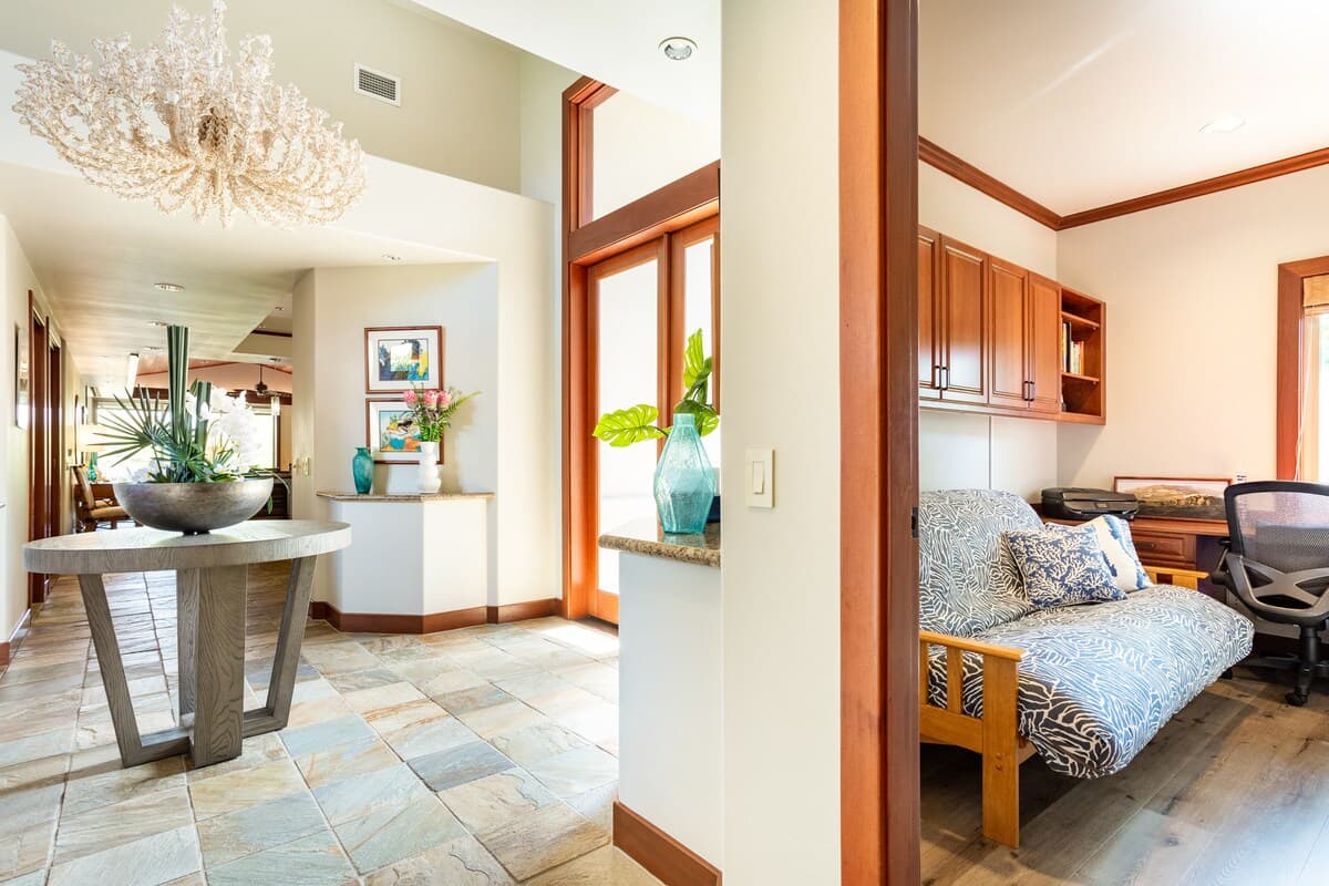 Home in Waimea · ★5.0 · 3 bedrooms · 4 beds · 3.5 baths - Photo 3