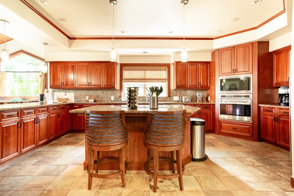 Home in Waimea · ★5.0 · 3 bedrooms · 4 beds · 3.5 baths - Photo 5