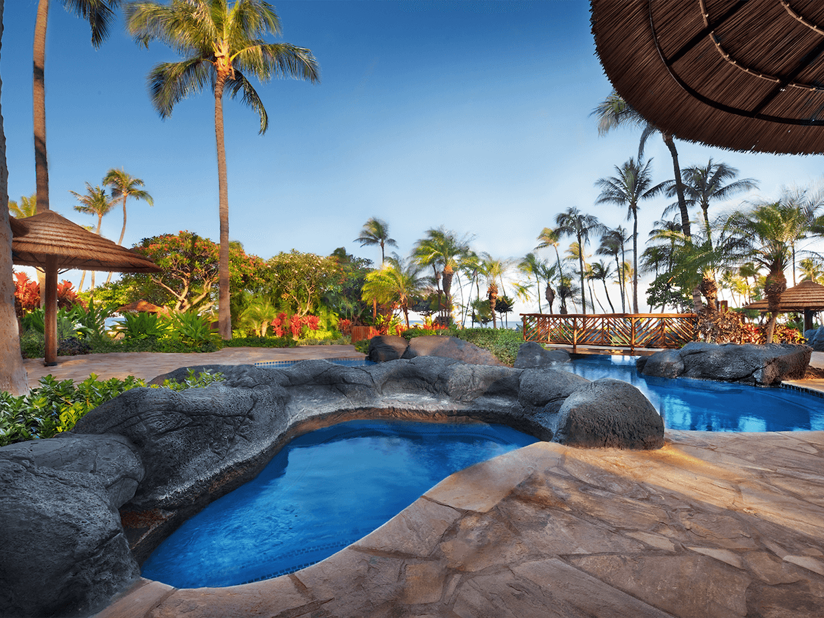 Condo in Lahaina · ★4.8 · 2 bedrooms · 4 beds · 3 baths - Photo 4
