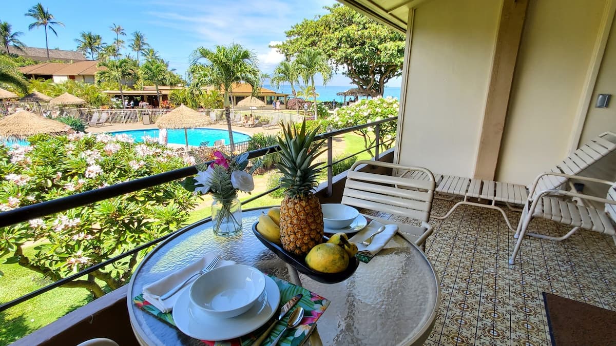Condo in Lahaina · ★4.68 · Studio · 1 bed · 1.5 baths - Photo 1