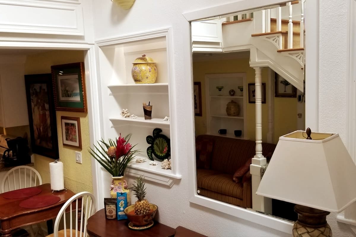 ♥ Stylish Spacious 1BR 2 floor Loft close to beach - Photo 3