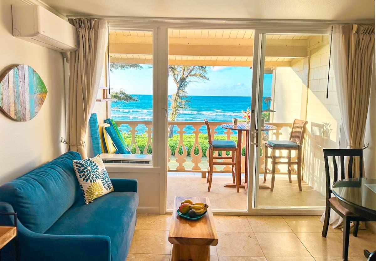 Condo in Kapaa · ★4.94 · Studio · 2 beds · 1 bath - Photo 1