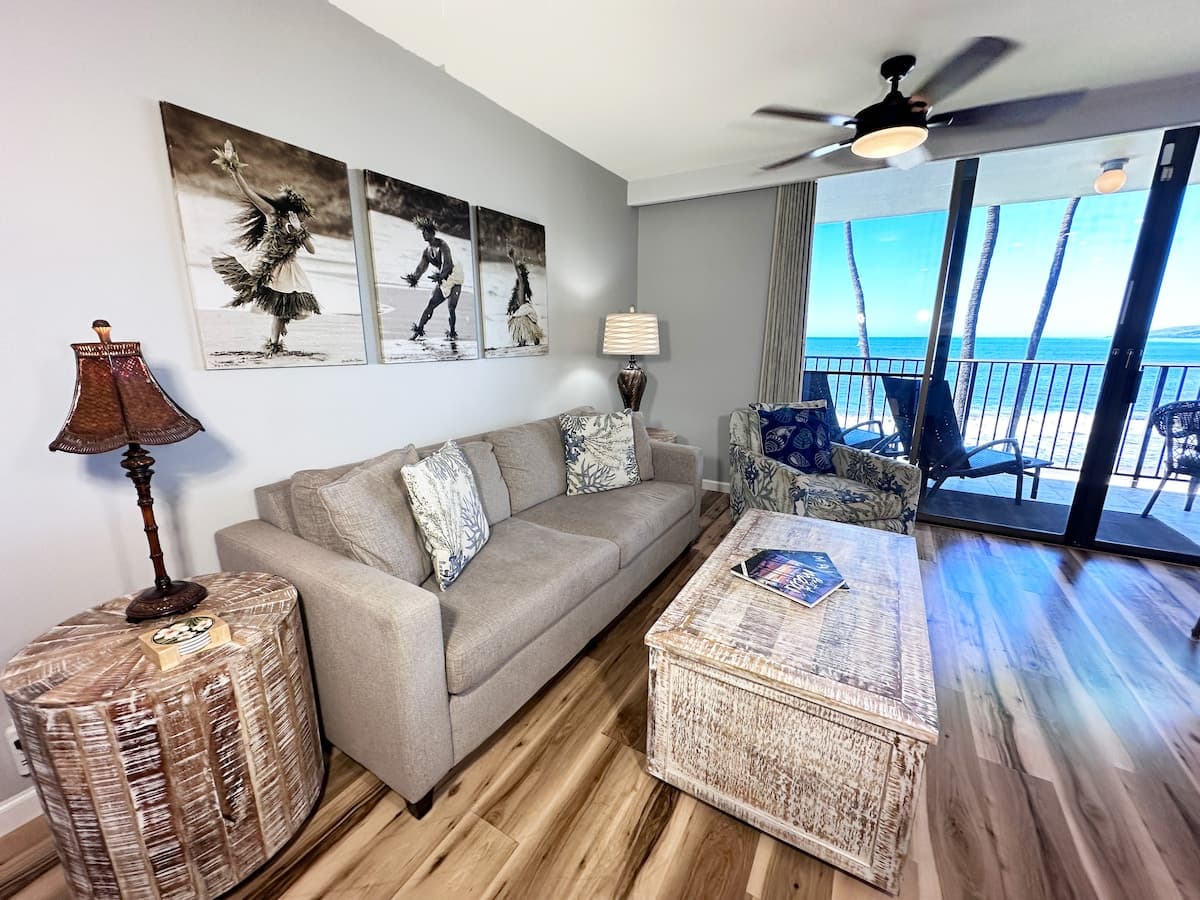 Condo in Kihei · ★4.88 · 1 bedroom · 2 beds · 2 private baths - Photo 4