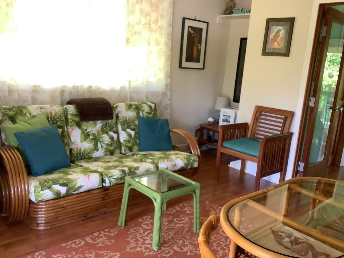 Your own private cottage- hear the ocean! - Photo 2