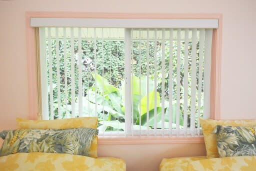 Home in Kailua-Kona · ★4.93 · 1 bedroom · 3 beds · 1 private bath - Photo 5