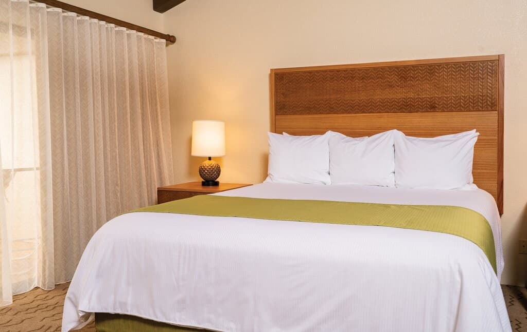 Resort in Kailua · ★4.68 · 2 bedrooms · 3 beds · 2 shared baths - Photo 5