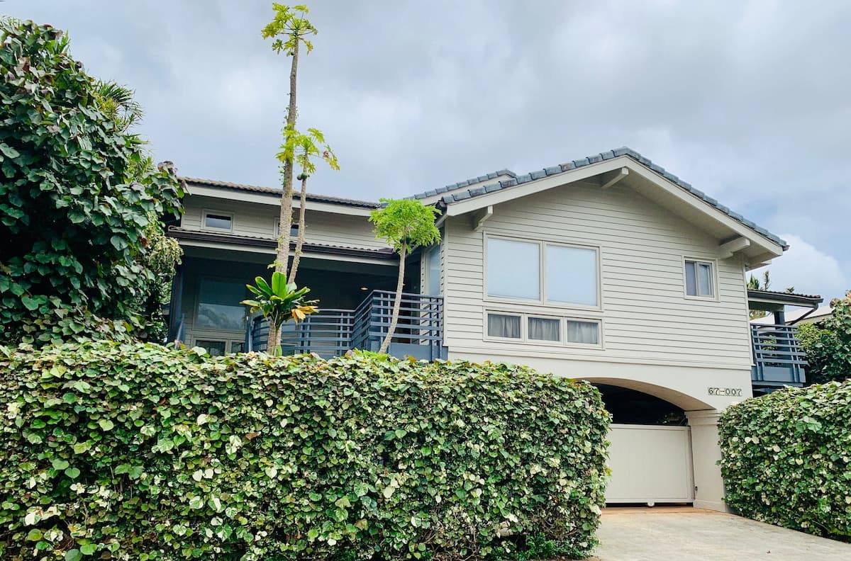 Home in Waialua · ★4.93 · 3 bedrooms · 5 beds · 3 private baths - Photo 1