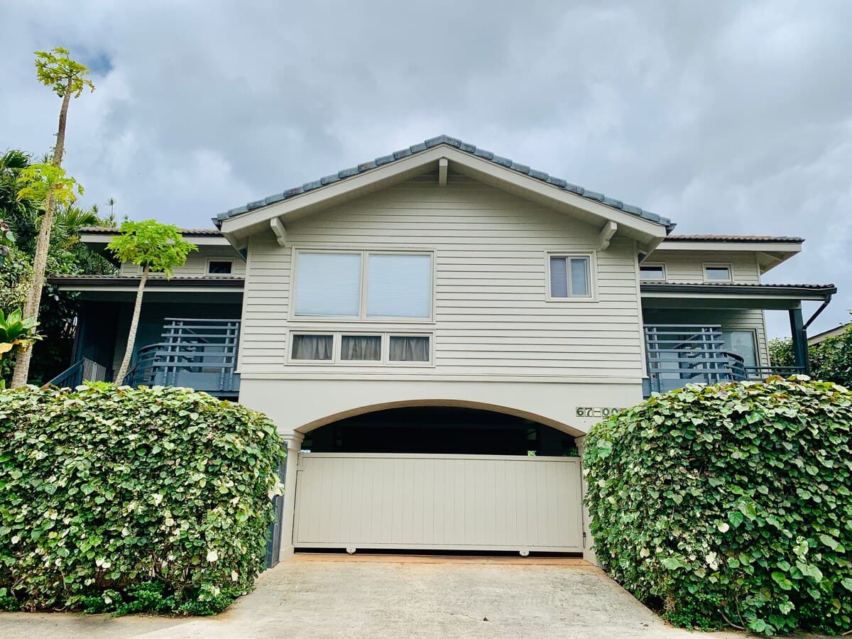 Home in Waialua · ★4.93 · 3 bedrooms · 5 beds · 3 private baths - Photo 2