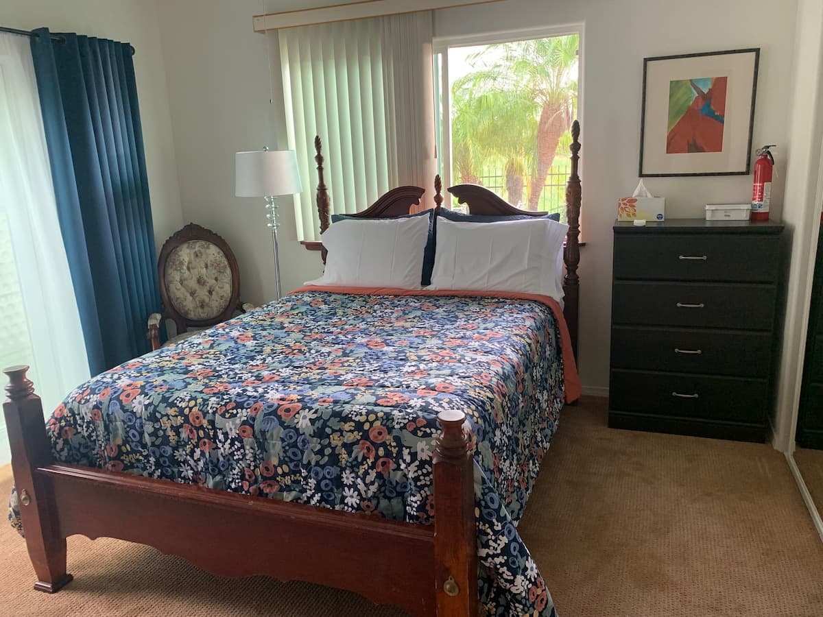 Home in Kailua · ★4.98 · 1 bedroom · 1 bed · 1 private bath - Photo 4