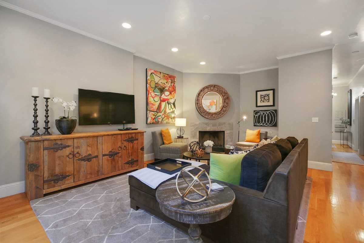 Art-Filled Home with Loft & Game Room - Photo 1