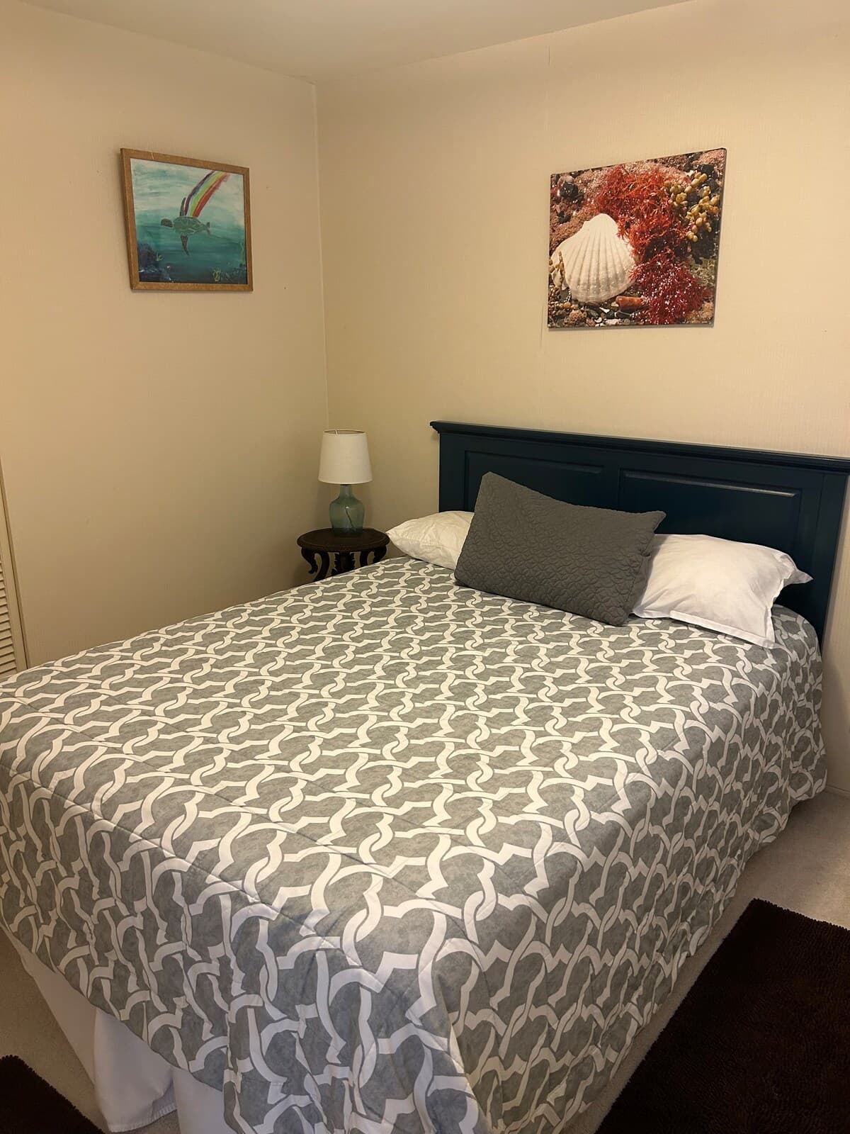 Home in Honolulu · ★4.79 · 2 bedrooms · 2 beds · 1 private bath - Photo 5