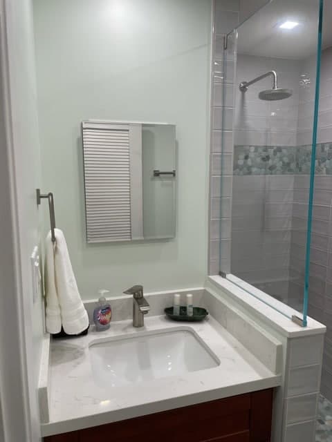 Charming Kaanapali cottage with ocean view - Photo 3