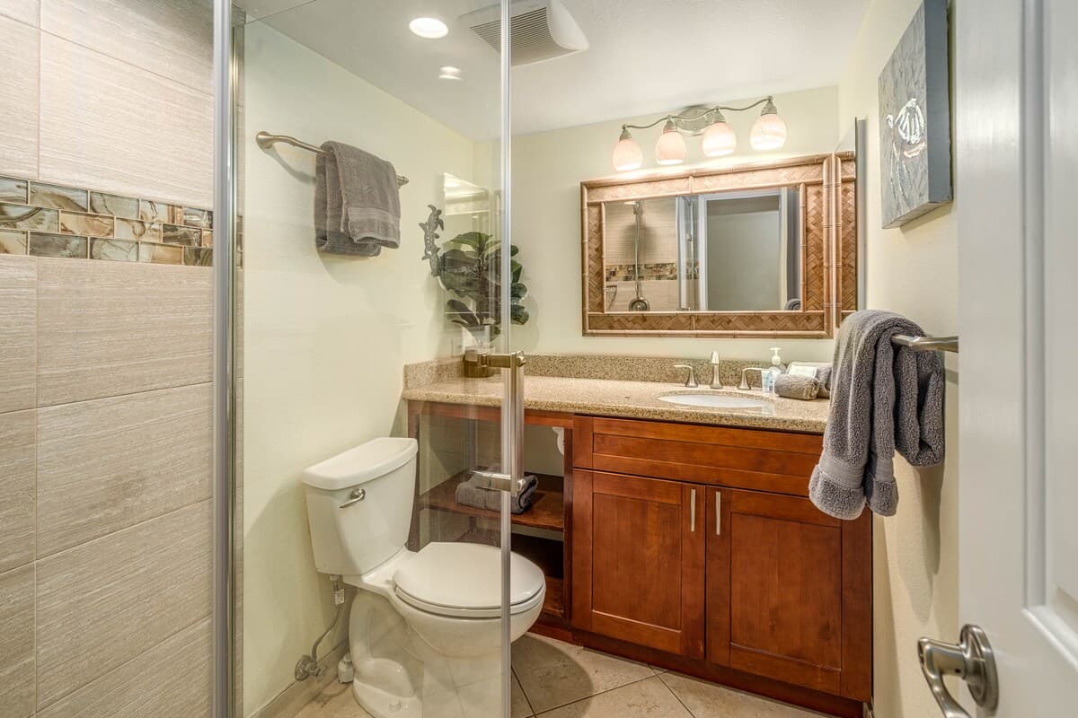 Condo in Kihei · ★4.87 · 1 bedroom · 1 bed · 2 private baths - Photo 4