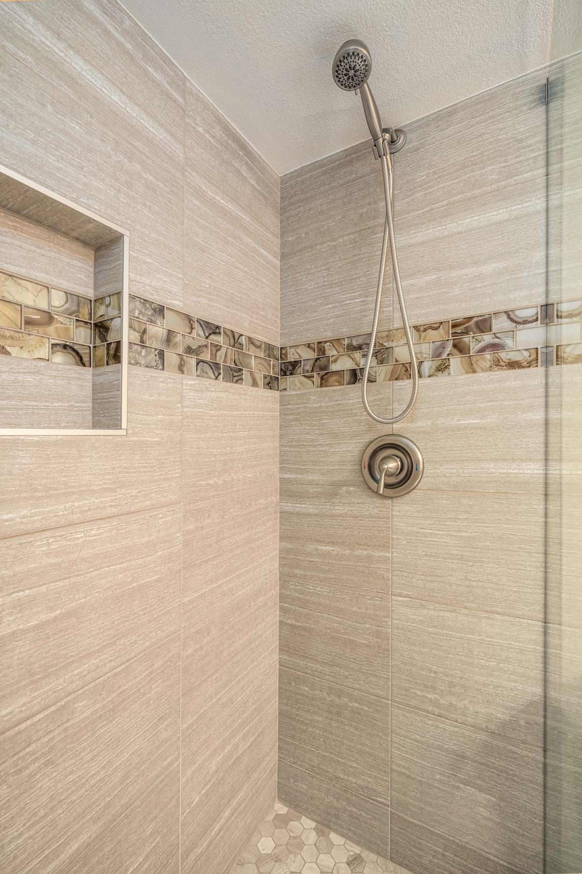 Condo in Kihei · ★4.87 · 1 bedroom · 1 bed · 2 private baths - Photo 2