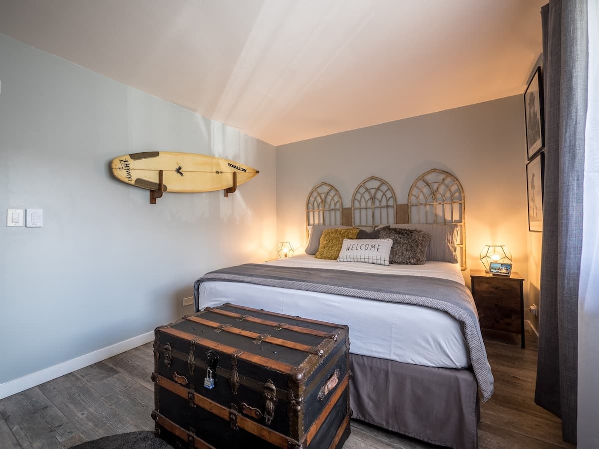 Condo in Lahaina · ★4.88 · 1 bedroom · 2 beds · 1 bath - Photo 5
