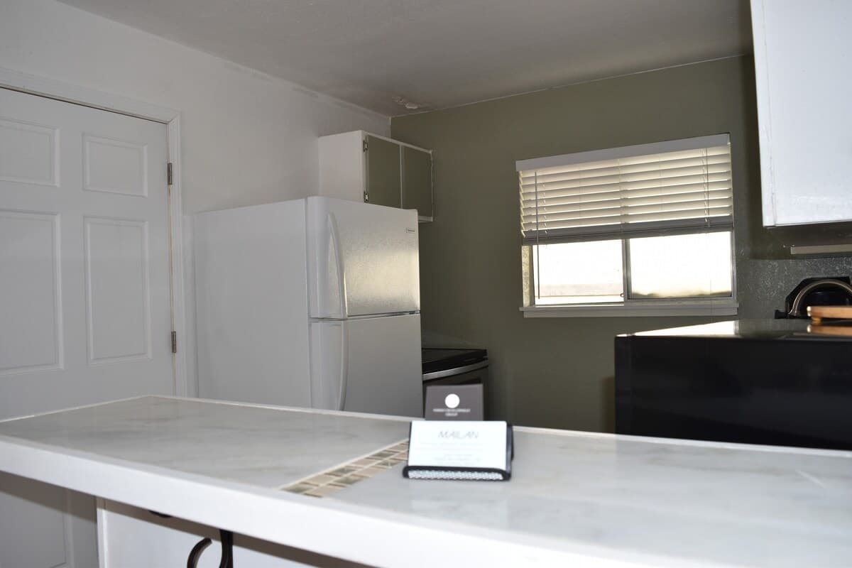 Ocean view 2BR Apt. in Convenient Downtown Kona - Photo 4