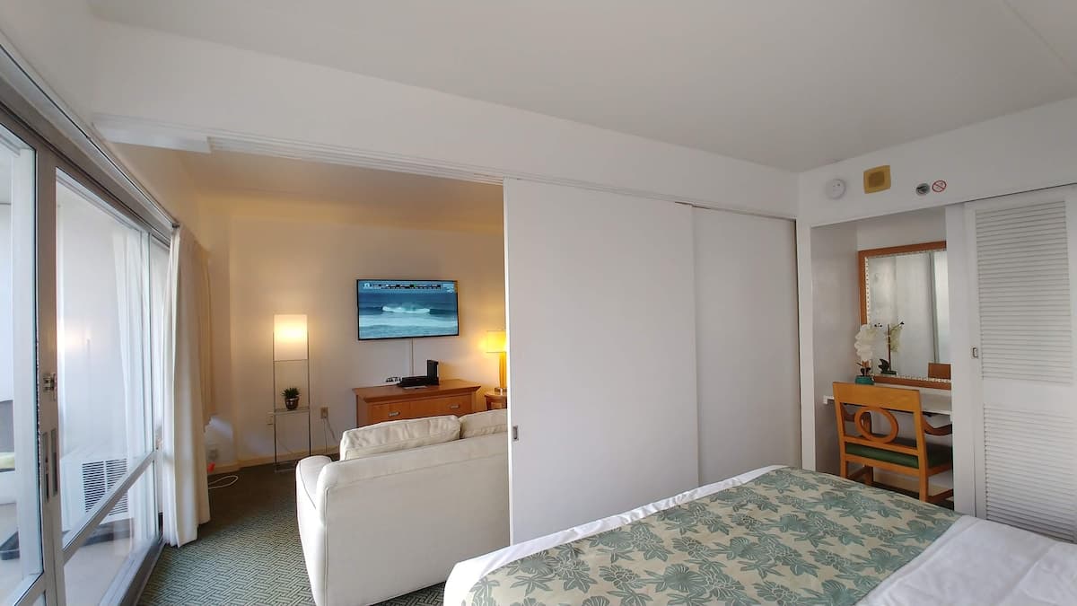 Ocean Frontage with Mountain Views - Photo 3