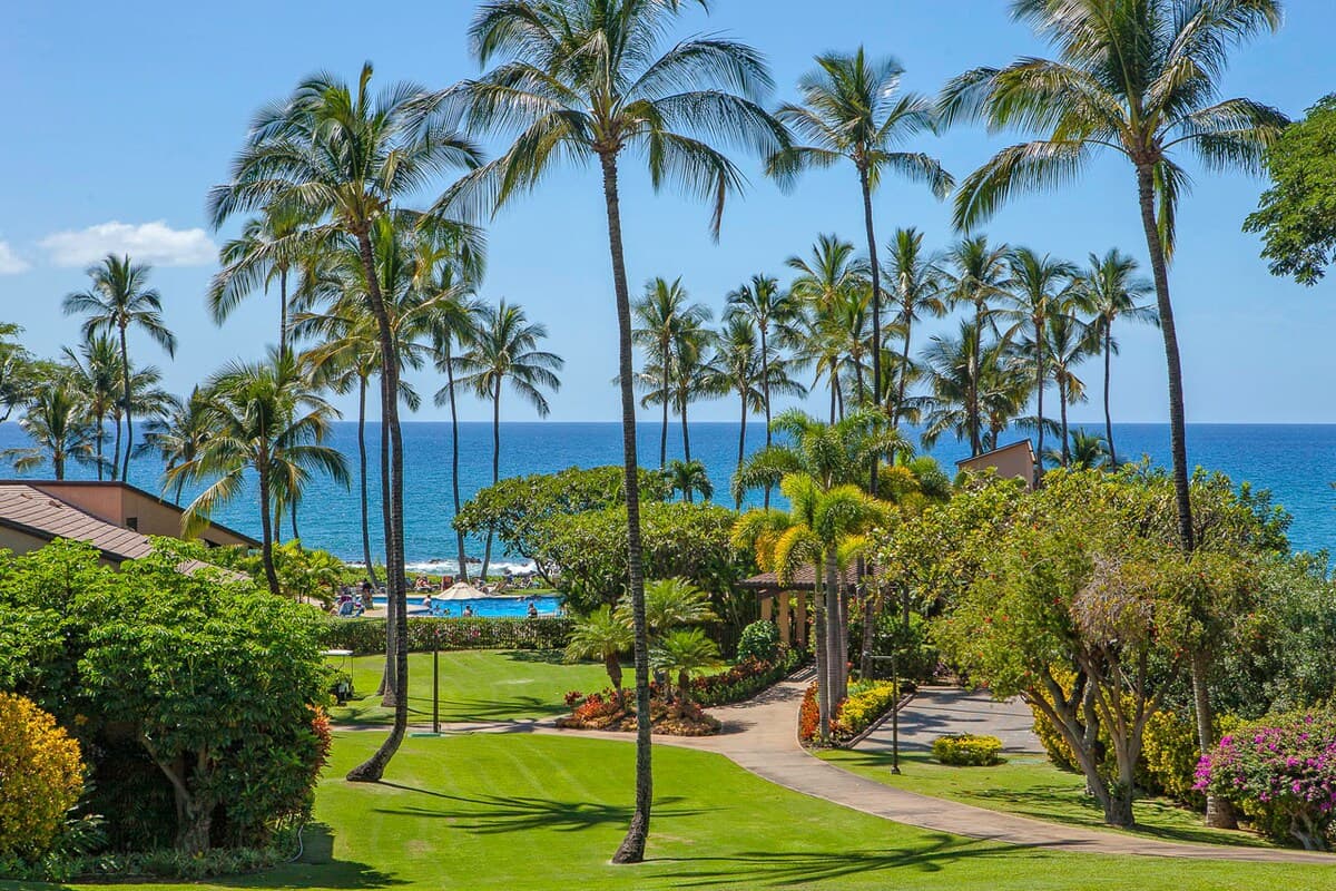 Condo in Kihei · ★4.92 · 2 bedrooms · 3 beds · 2 baths - Photo 1