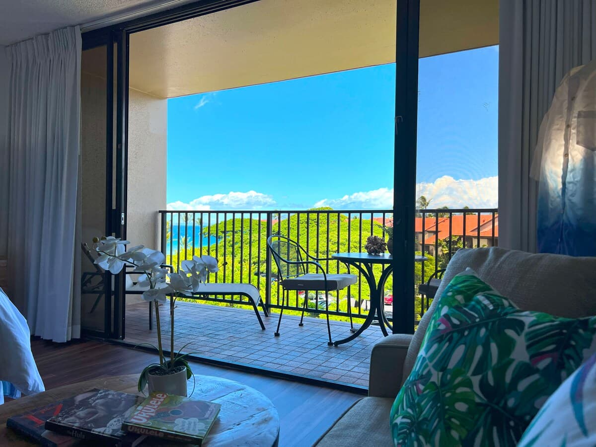 Condo in Lahaina · ★4.83 · Studio · 2 beds · 1 private bath - Photo 1