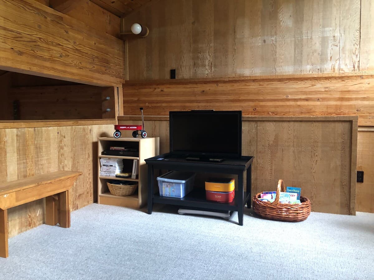 Spacious Mountain Cabin w/ Pool & Tahoe Access - Photo 1