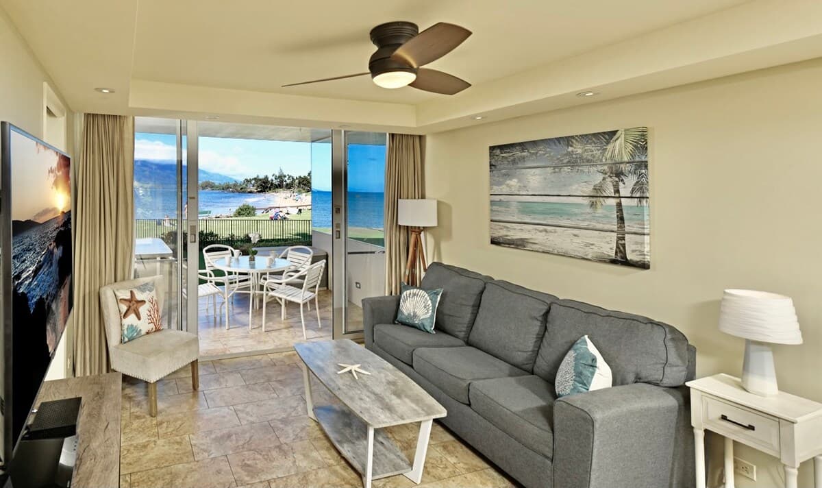 Condo in Kihei · ★4.92 · 2 bedrooms · 3 beds · 2 baths - Photo 2
