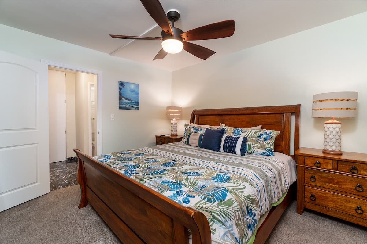 Condo in Kihei · ★4.79 · 1 bedroom · 2 beds · 1 private bath - Photo 4