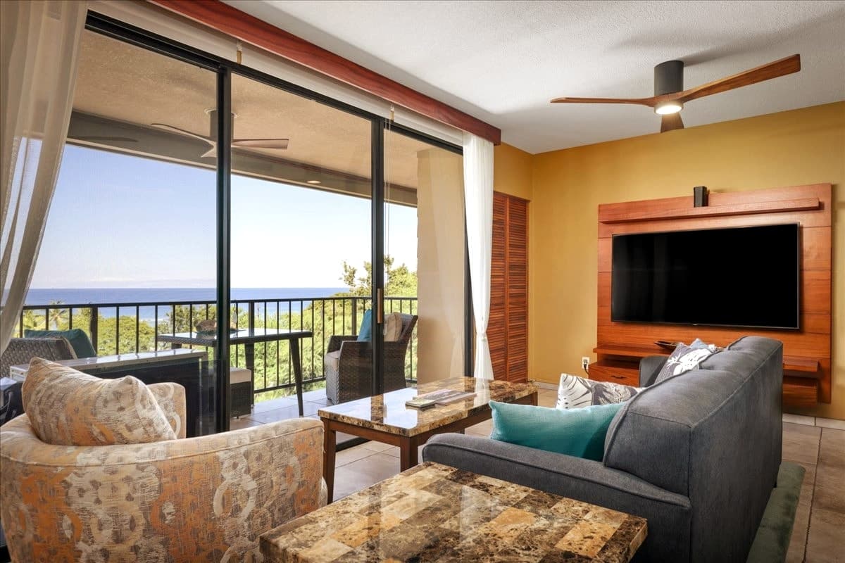 Condo in Kailua-Kona · ★4.94 · 1 bedroom · 1 bed · 1 bath - Photo 3