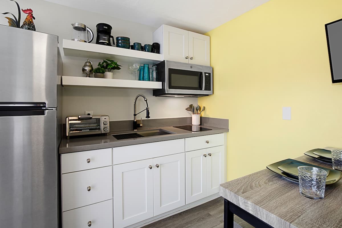 Condo in Koloa · ★4.97 · 1 bedroom · 2 beds · 1 bath - Photo 3