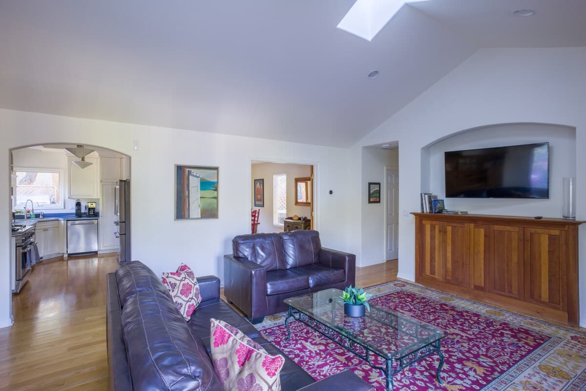 Hillside Sonoma Retreat with Spa & Sauna - Photo 2