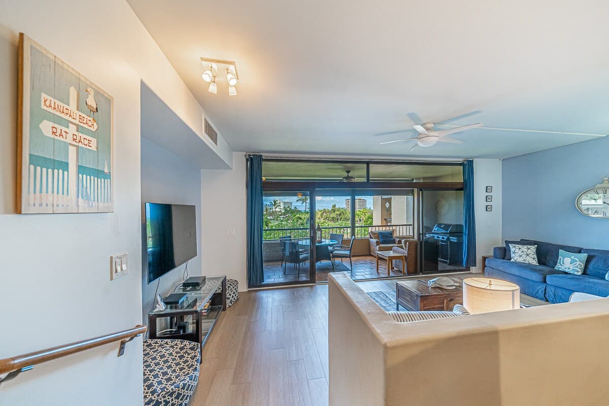 Condo in Lahaina · ★4.85 · 2 bedrooms · 3 beds · 2 baths - Photo 2