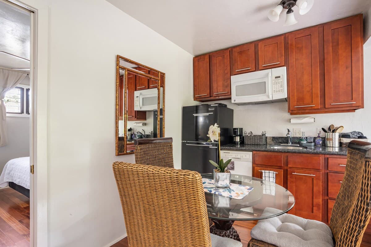 Condo in Princeville · ★4.88 · 1 bedroom · 2 beds · 1 private bath - Photo 5