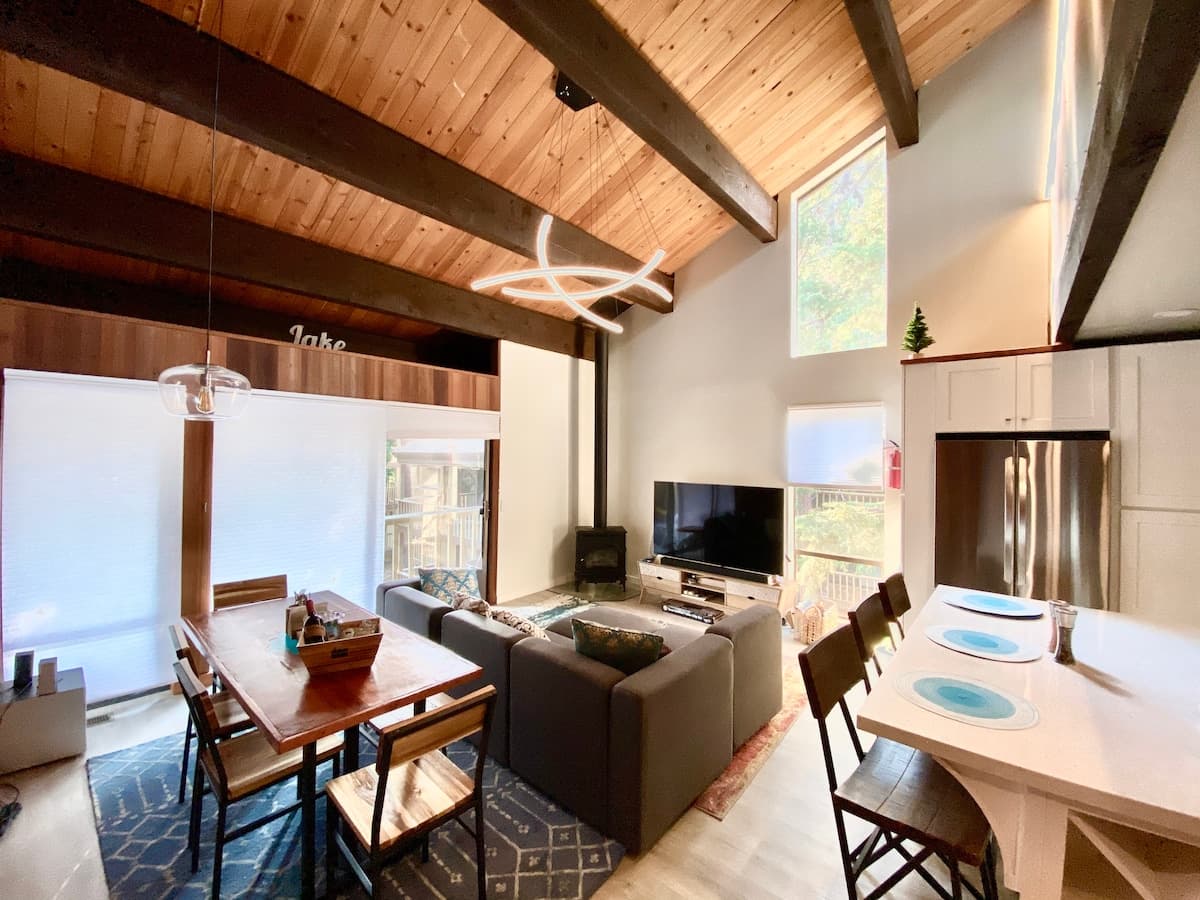 Ski-In Storage, Gas Stove & Summer Pool Access - Photo 1