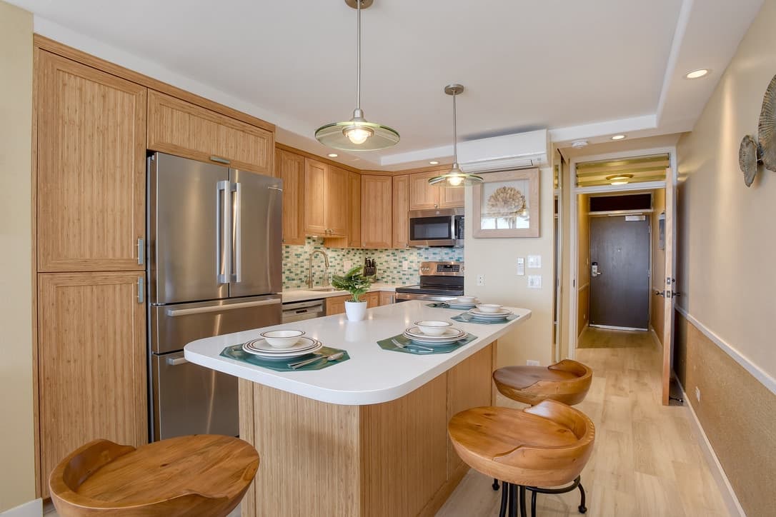 Condo in Kihei · ★4.95 · 2 bedrooms · 5 beds · 2 baths - Photo 4