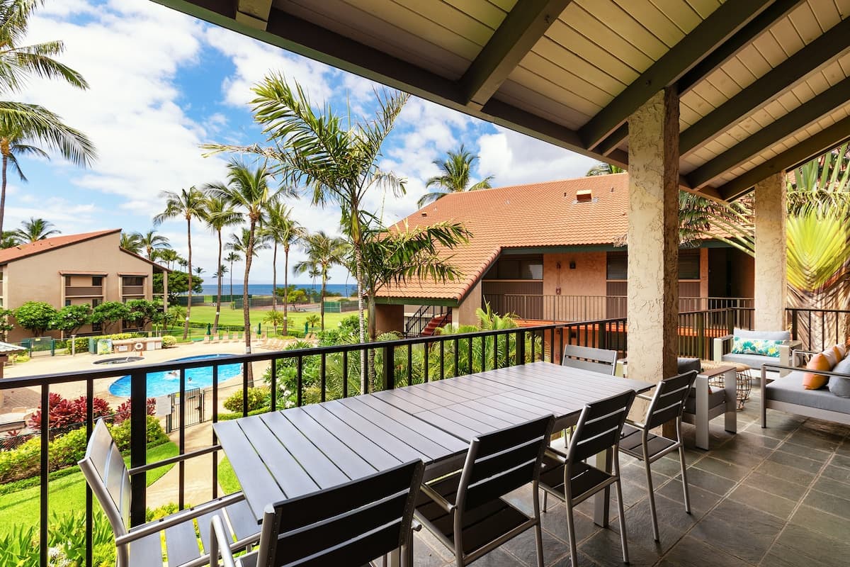 Condo in Kihei · ★4.89 · 3 bedrooms · 5 beds · 3 private baths - Photo 2