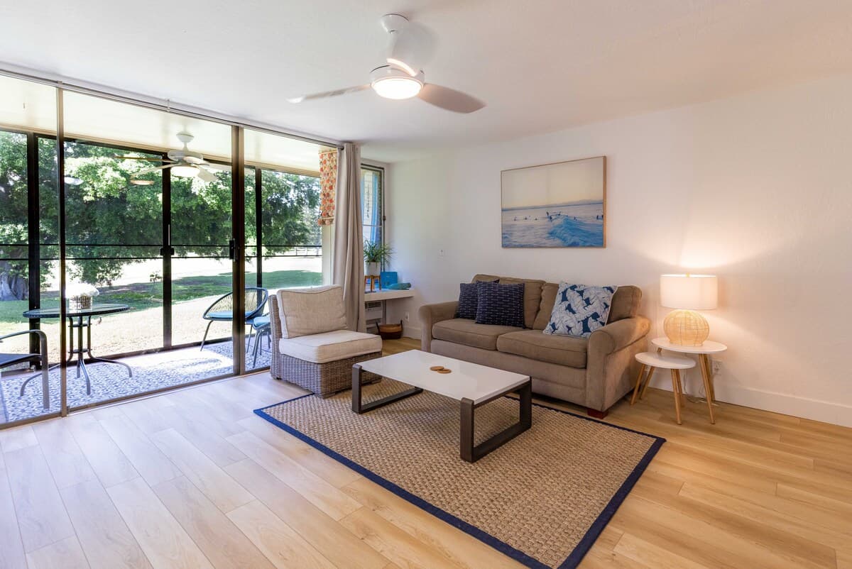 Condo in Kahuku · ★4.86 · 1 bedroom · 2 beds · 2 private baths - Photo 4
