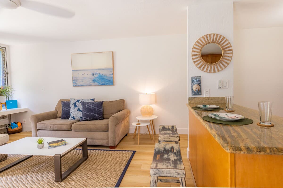 Condo in Kahuku · ★4.86 · 1 bedroom · 2 beds · 2 private baths - Photo 1