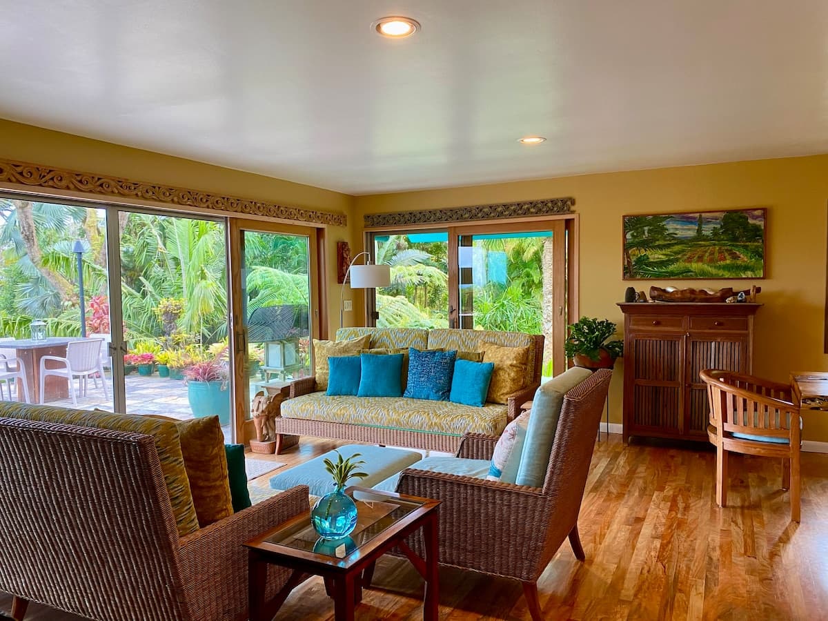 Home in Pahoa · ★4.96 · 3 bedrooms · 3 beds · 2 baths - Photo 4