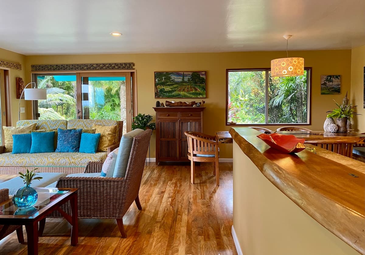 Home in Pahoa · ★4.96 · 3 bedrooms · 3 beds · 2 baths - Photo 3