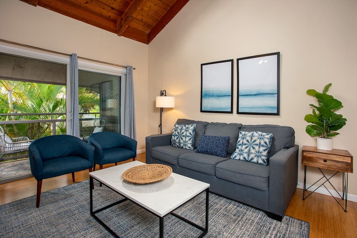 Condo in Kihei · ★4.84 · 2 bedrooms · 3 beds · 2 private baths - Photo 4